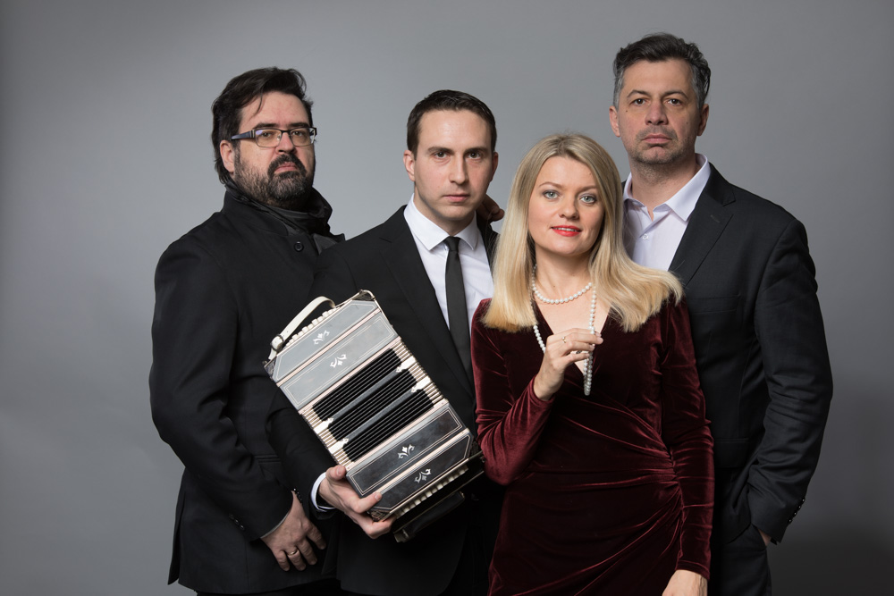 Olga Avigail Mieleszczuk & Tango Attack